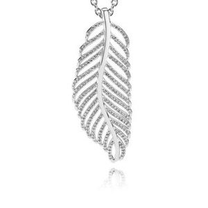 Light as a feather Pendant🕊